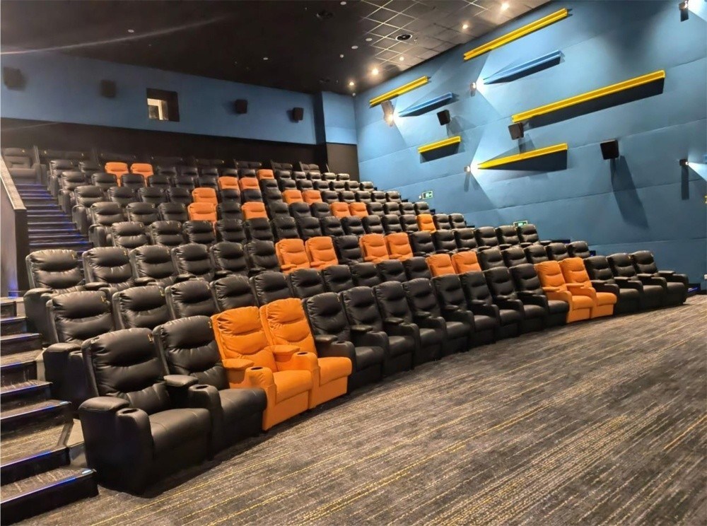 Modern Design Style Theater Cinema Chairs for Hall Auditorium Theatre Mail Packing